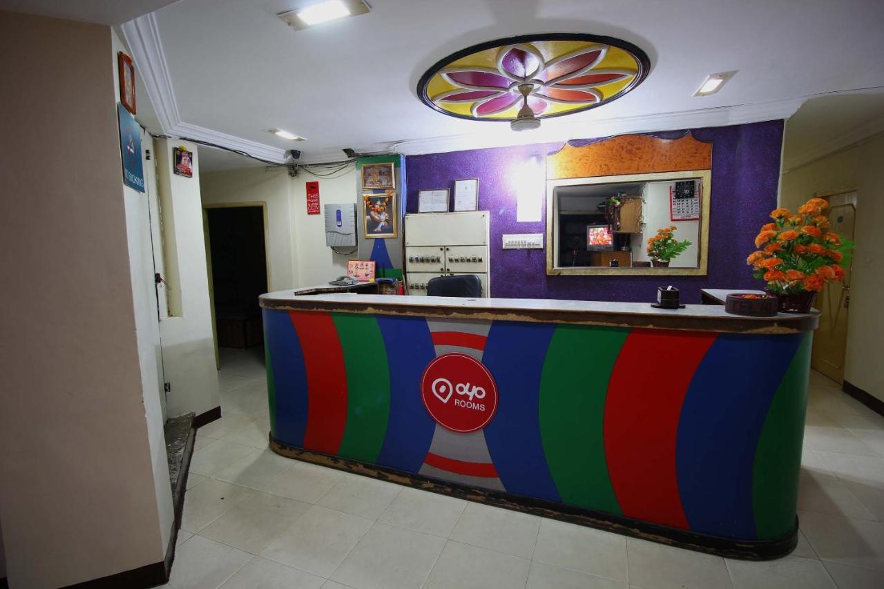 Oyo Hotel Blue Diamond Ahmedabad Eksteriør bilde